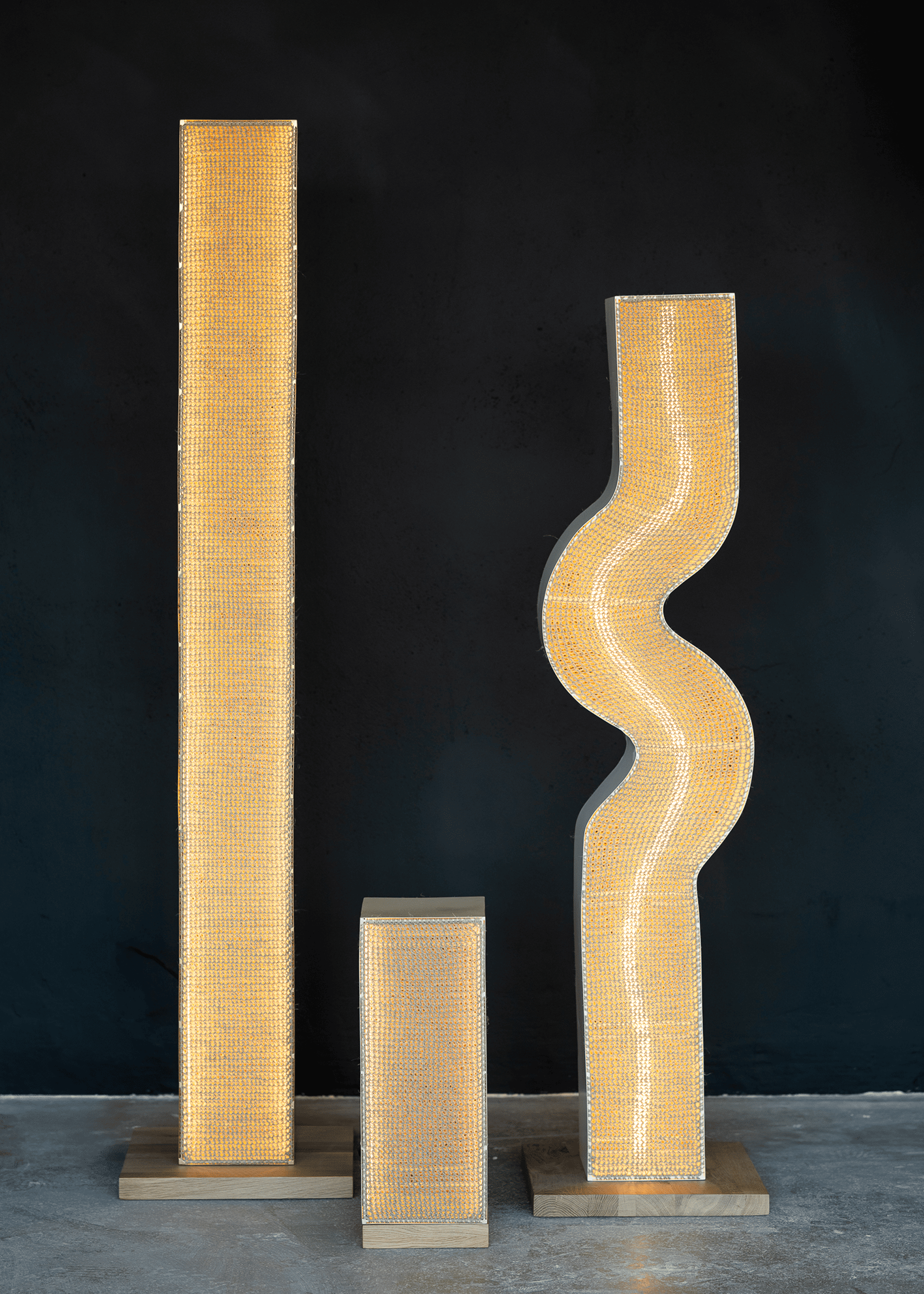 photo du produit lampe totem et lampe dandin